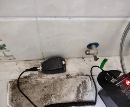 阿克陶屋顶漏水维修公司分享下卫生间漏水的危害及解决方法